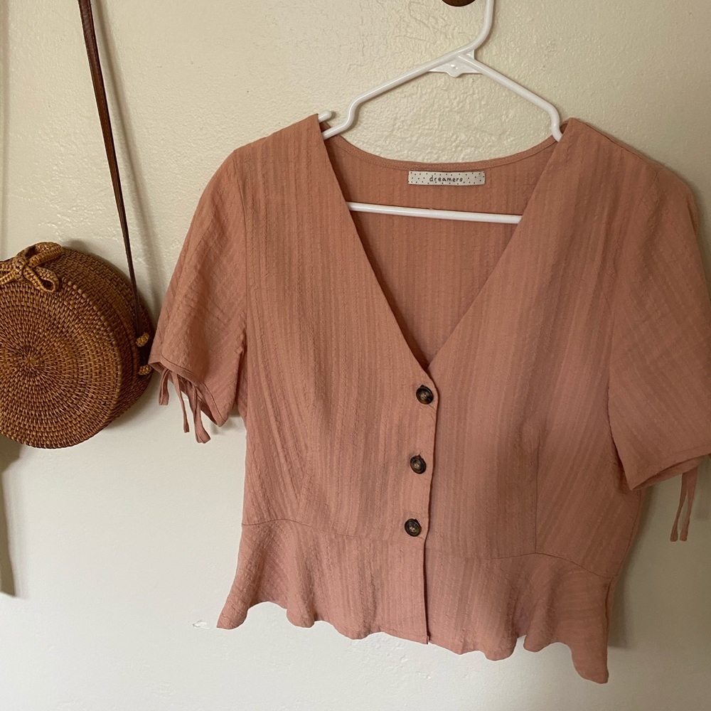 Button front peplum top textured blush